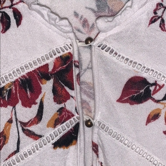 Fall colored blouse - Picture 3 of 3